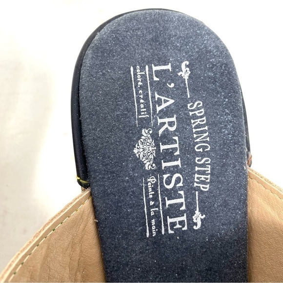 L’Artiste by Spring Step Classical Sandals in Black Multi - Picture 7 of 10